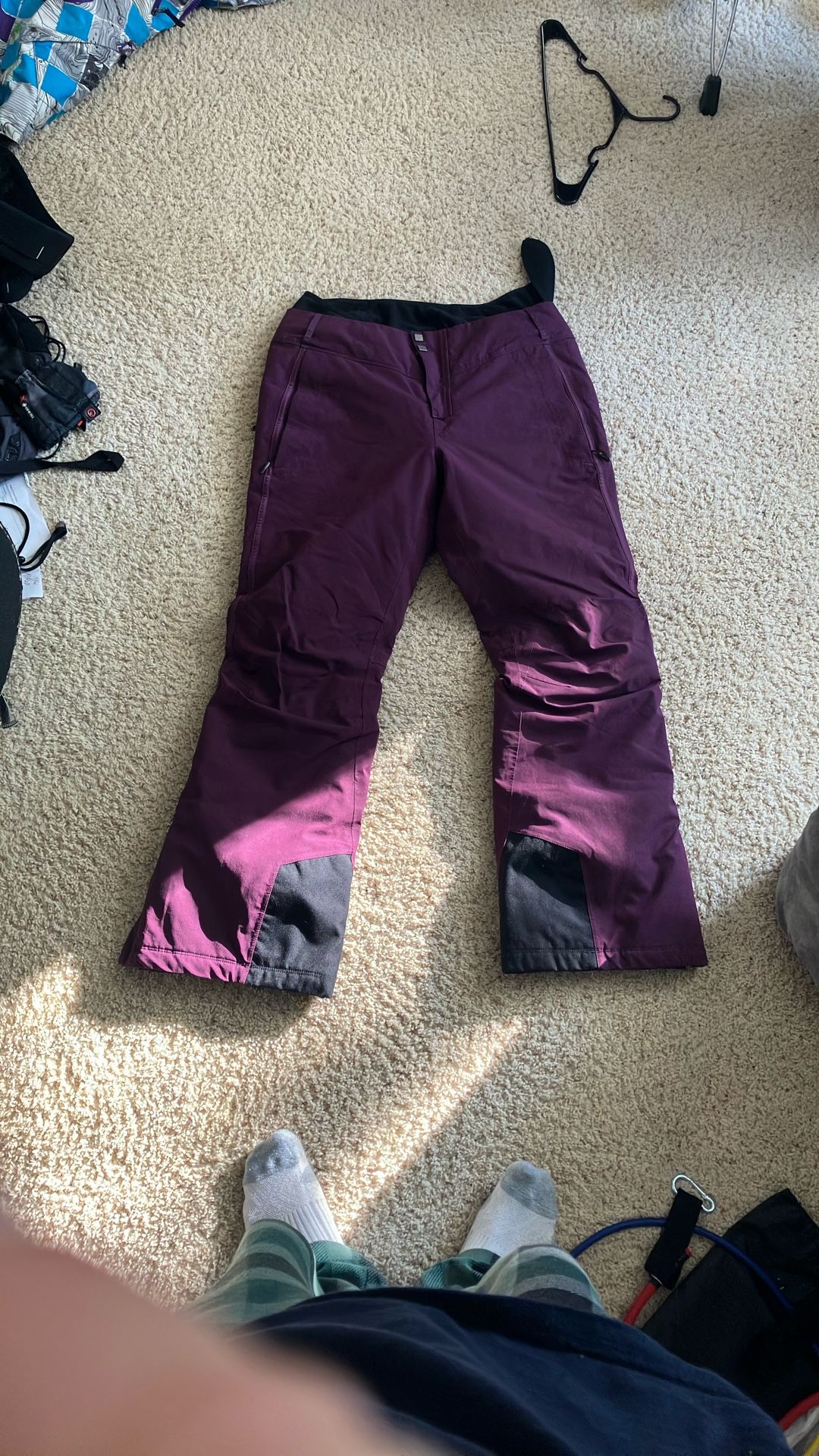 Woman’s Large Snowboard Pants