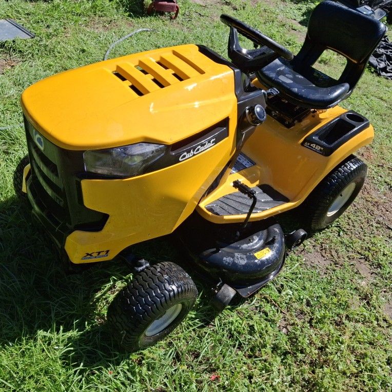 Cub Cadet 42" Cut