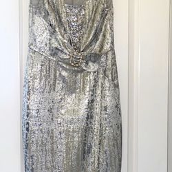 St. John Cocktail Dress for Sale in Laguna Niguel, CA - OfferUp