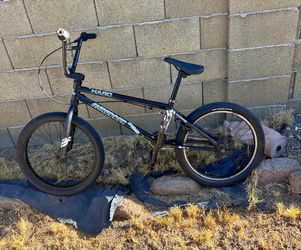 Haro Shredder Pro 20” BMX Bike