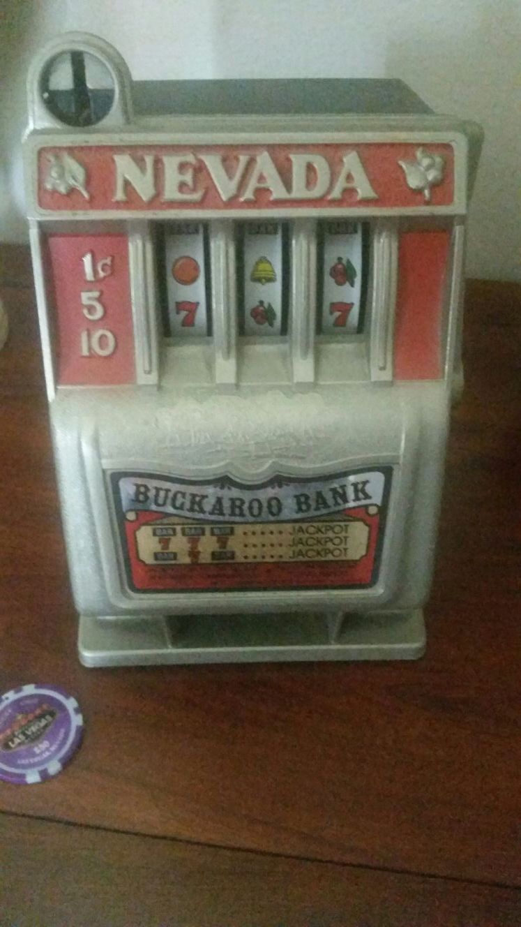 Vintage Slot Machine Bank
