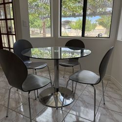 Modern Glass Round Dining Table with 4 Sleek Chairs