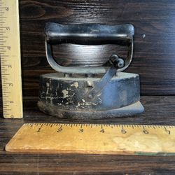 Small Antique Sad Iron – AsBestos Name Brand – 1900 Iron