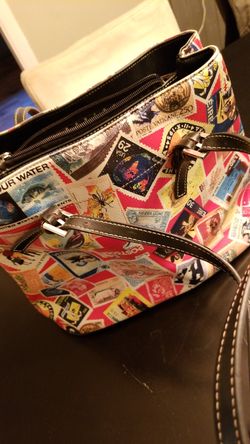 Sydney love vinyl hand bag.