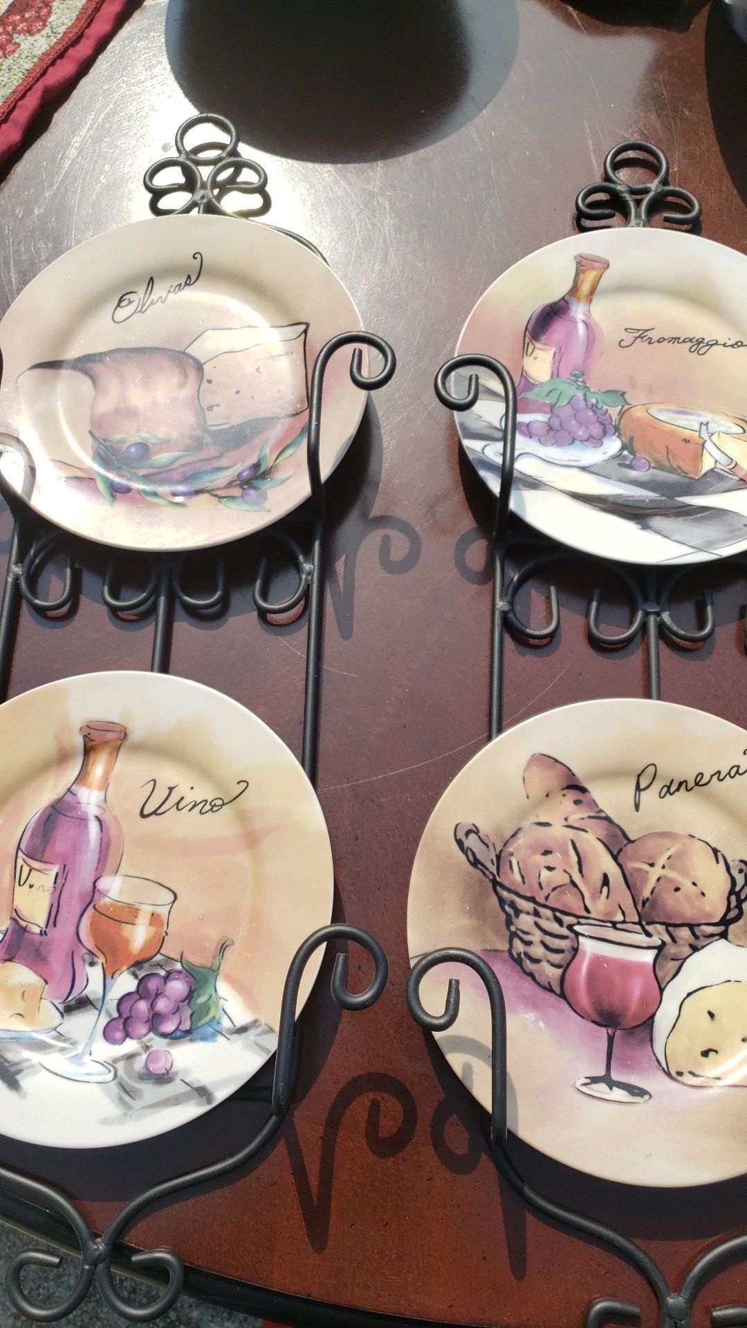 Decorative Plates with Plate Stands