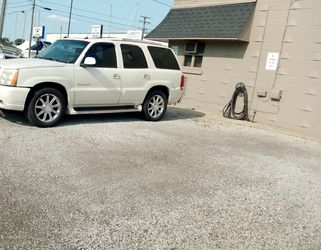 2004 Cadillac Escalade