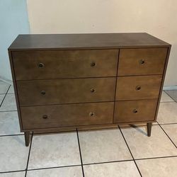 Mid-Century ( Style ) 6 Drawer Solid Pine Wood Dresser