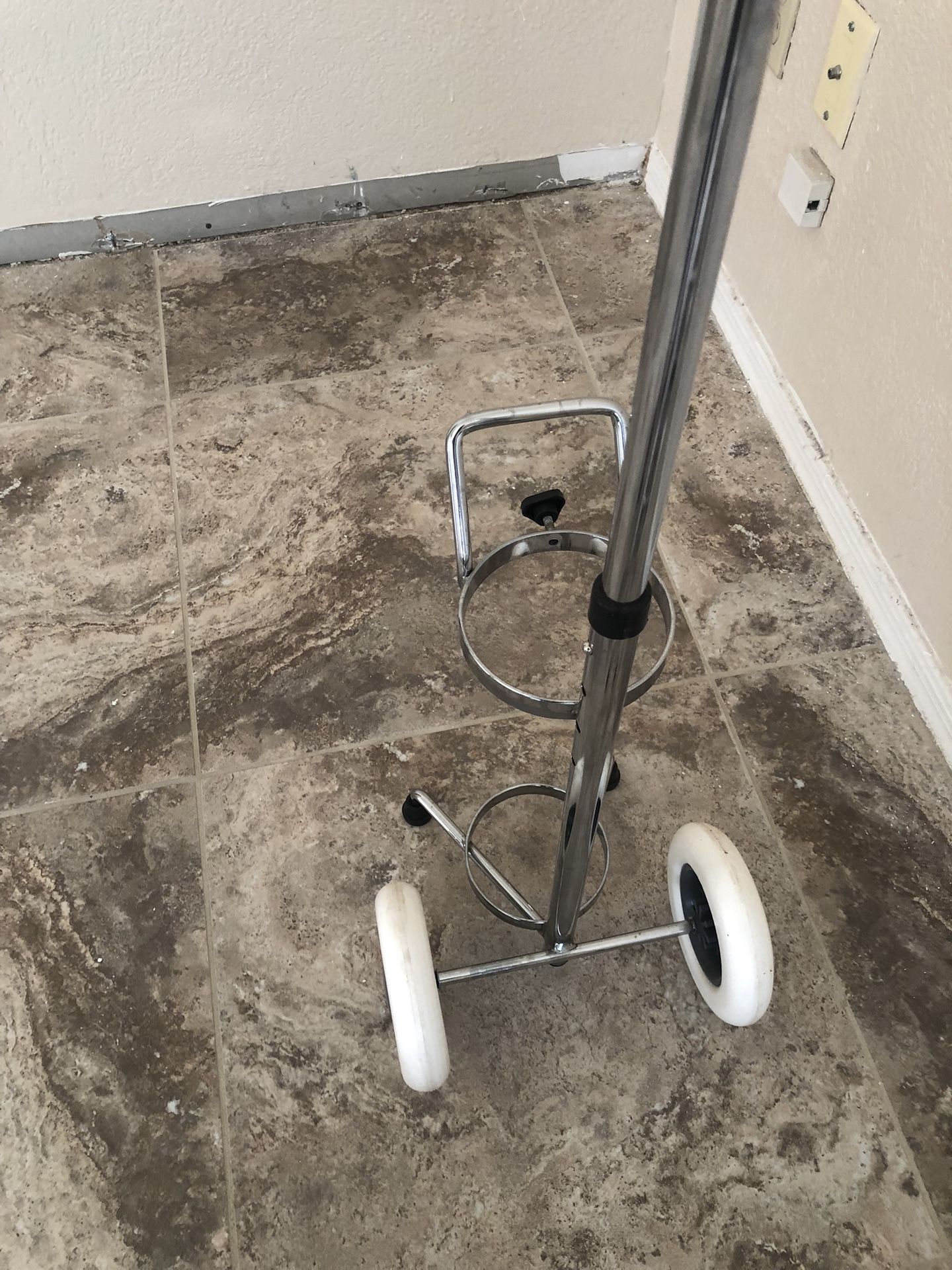 Oxygen Tank Cylinder Cart, Rolling, Two Wheels