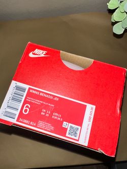 Nike Women's Benassi JDI Slides