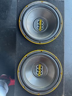 Two 12s coustics in the box