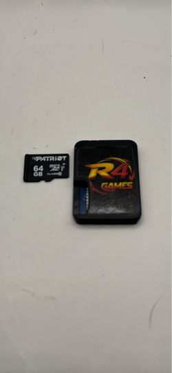 R4 Games Flash Card with 64GB MicroSD with switch games saved on it