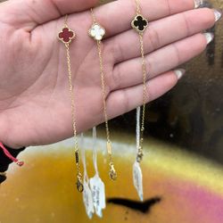 18kt Mini Flower Bracelet 