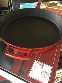 Enameled cast iron 12 in fry pan