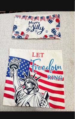 4 of July pillows covers like new $10