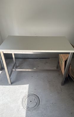 Free Work Table pick up today asap