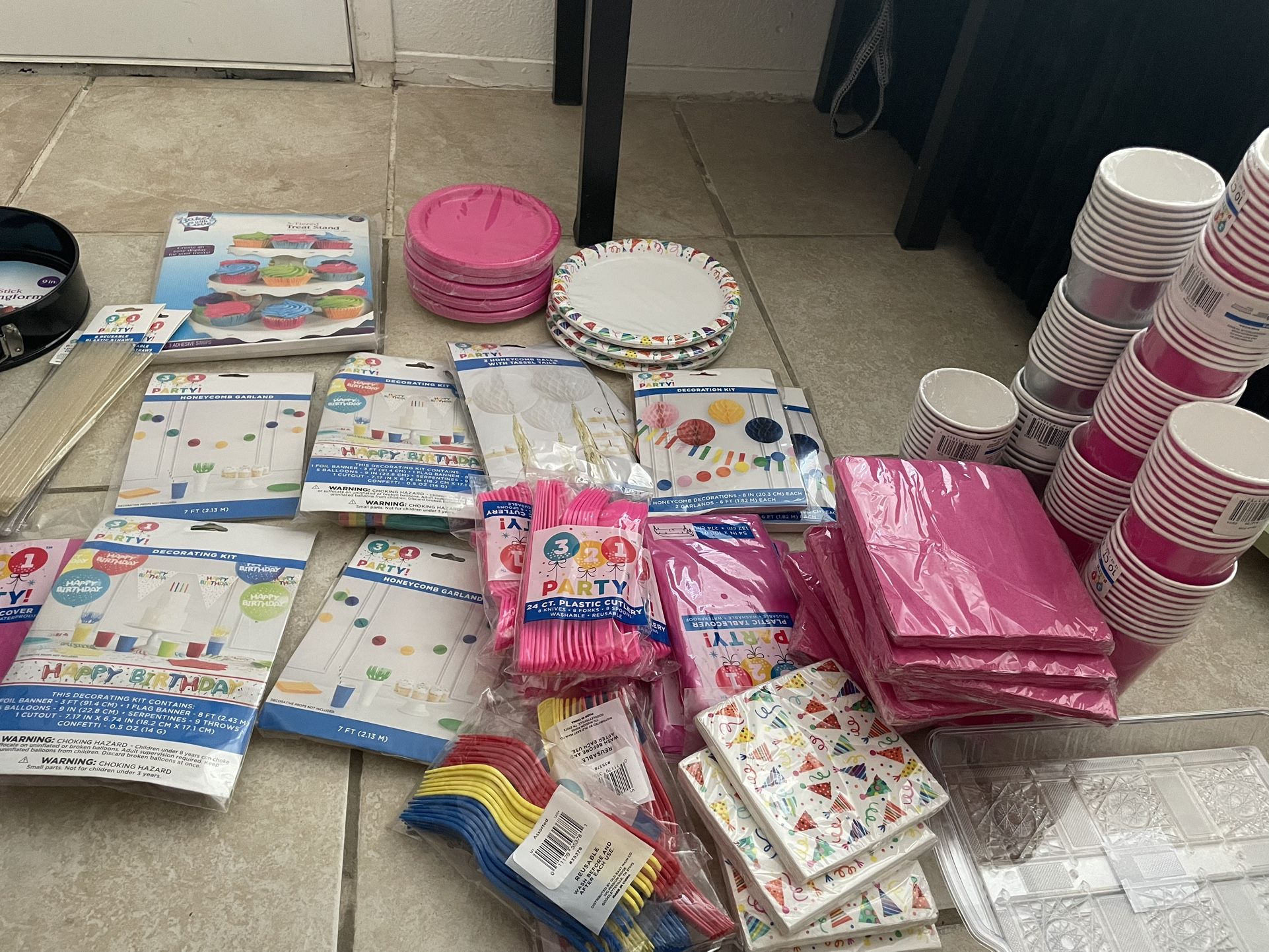 Party Supplies 