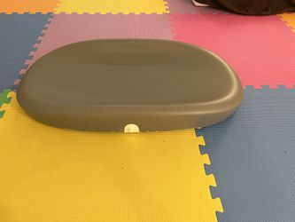 Hatch Grow Smart Changing Pad and Scale (Grey)