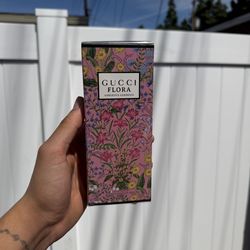 Gucci Flora Georgeous Gardenia