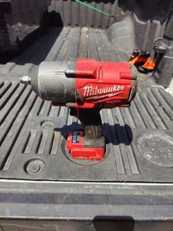 Milwaukee M18 Impact Wrench