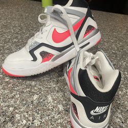 Nike Air 654435-101 White Coral Pink Mid Top Sneakers 7Y