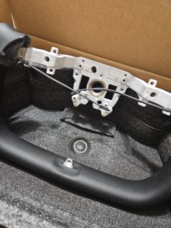 BRAND NEW 2024-2026 Tesla Model 3 Highland Yoke Steering Wheel Leather With Heating Function