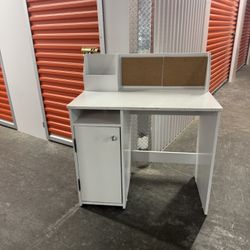 Customized Solid Wood Small Desk 