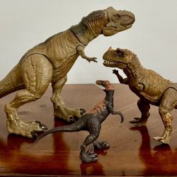 Lot of 3 dinosaurs t-Rex Jurassic statues figurines collectible toys