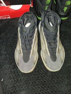 Yeezy qntm sz 11
