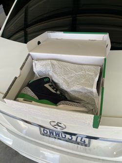 Jordan 3’s size 10.5 $160 pick up only clearing out my closet