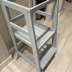 Kids Stepper For Kitchen & Bathroom