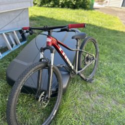Trek Marlin 6 Small Frame 500$ Negotiable 