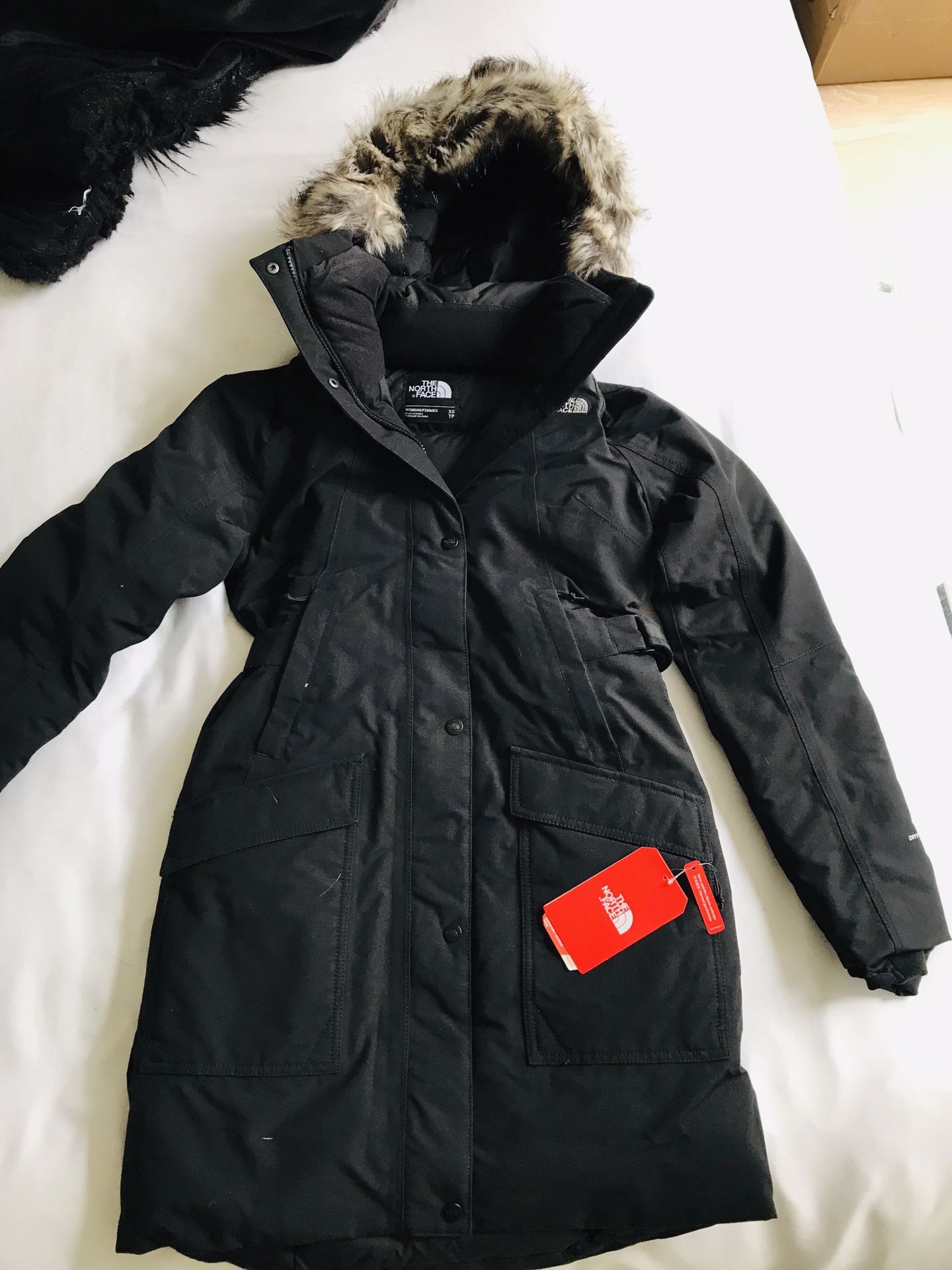 The North Face - BRAND NEW - Outer Boroughs Parka