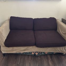 Loveseat 