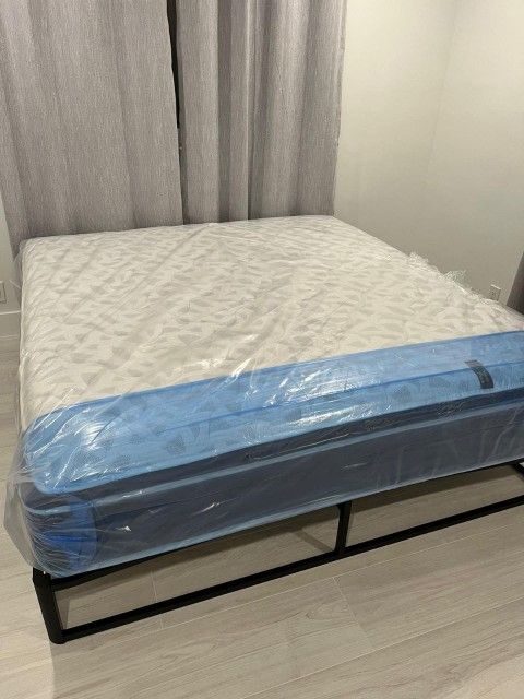 NEW OFFER: KING SIZE MATTRESS / NUEVA OFERTA: COLCHÓN TAMAÑO KING