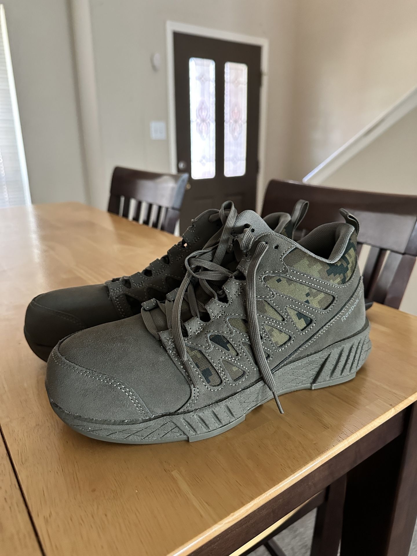 NEW Reebok Tactical Work Boots