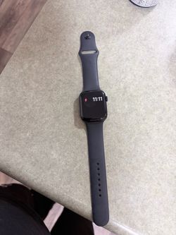 Apple Watch SE2 42m like new