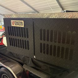 Coon Dog Hunting Box