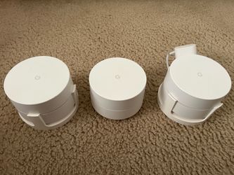 Google Wifi mesh system 3 pack good condition