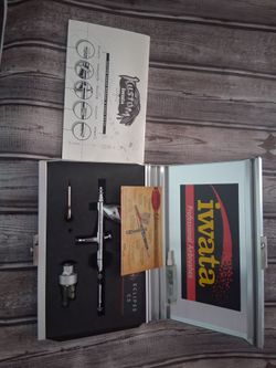 Iwata Eclipse CS Professional Airbrush