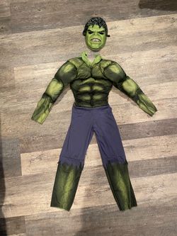 Incredible Hulk costume for a boy