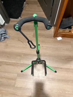 Guitar Stand Green 5 core