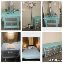 Bedroom including Bed lamp Everything For Sale