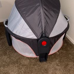 Fisher price Lake/Beach Pin