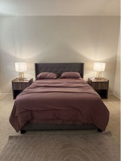Queen Bed Frame Great Condition