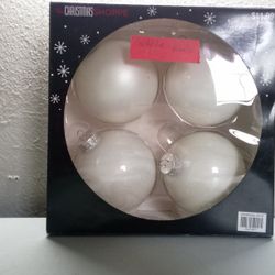 Christmas Tree Decorations 
