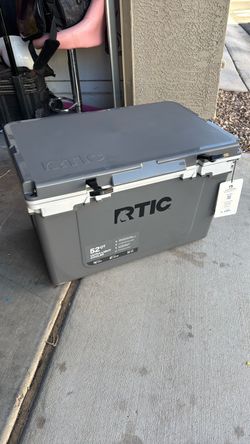 ARTIC 52 QT Ultra-Light Hard Cooler – Brand New with Tags