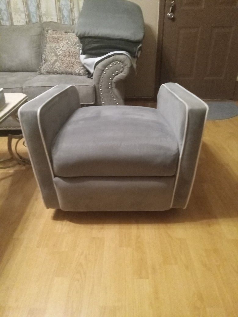 Gray And White Accent Recliner Very Good Condition