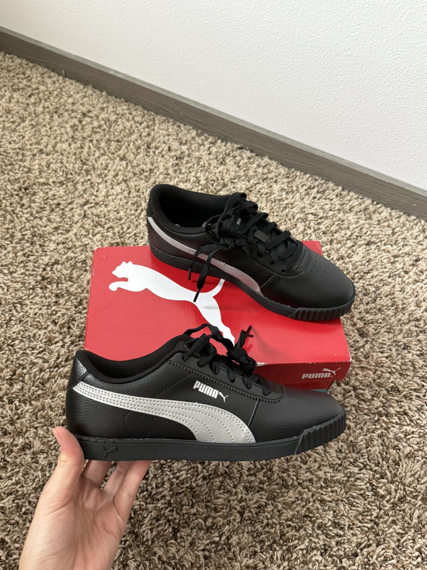 sneakers