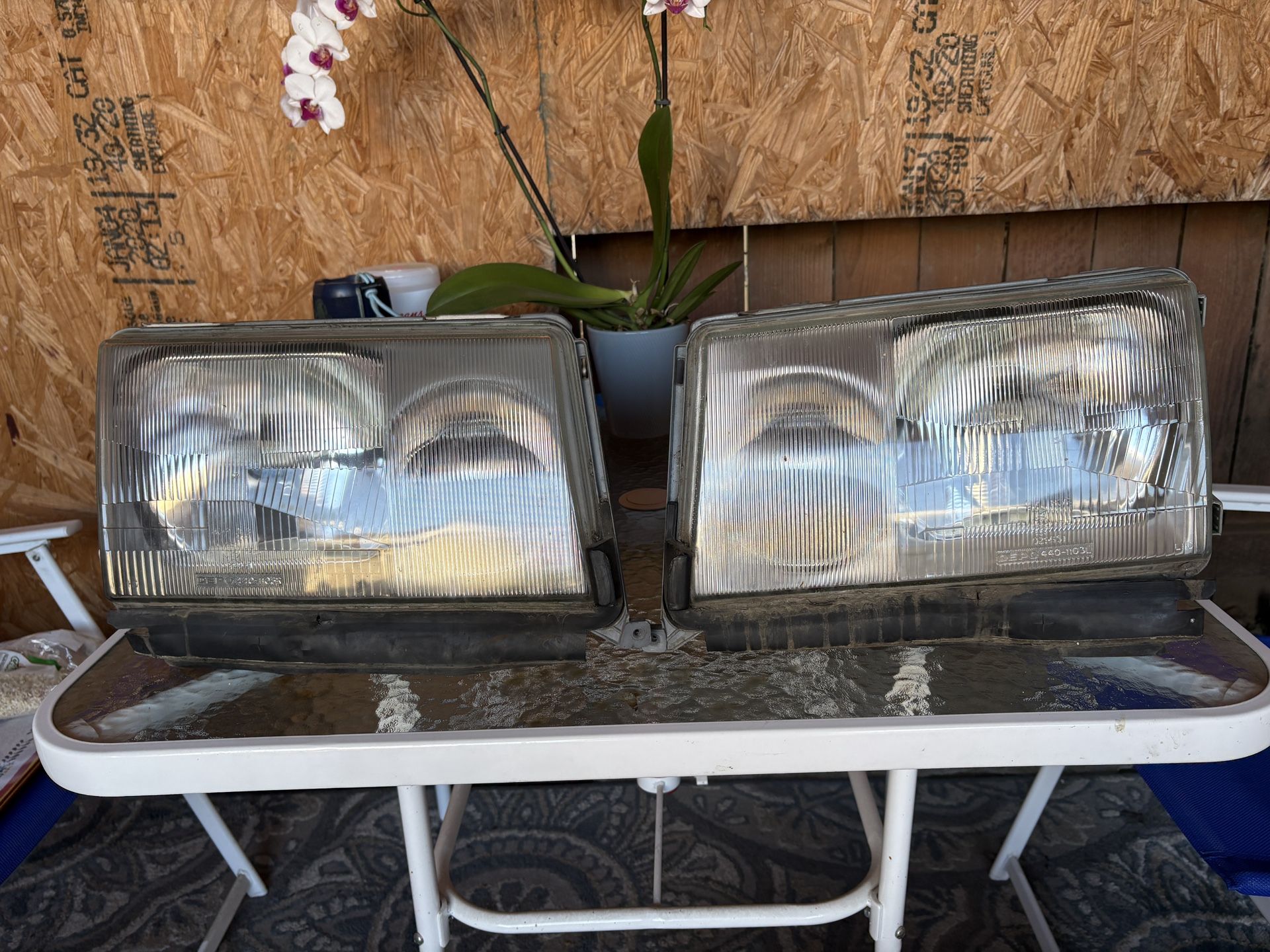 W124 300e 300ce DEPO Euro Headlights And Smoked Taillights