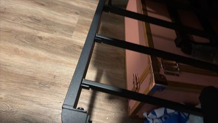 Twin bed frame and dresser (they come together )